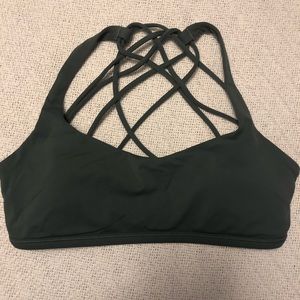 Lululemon Free To Be Bra - size 6
